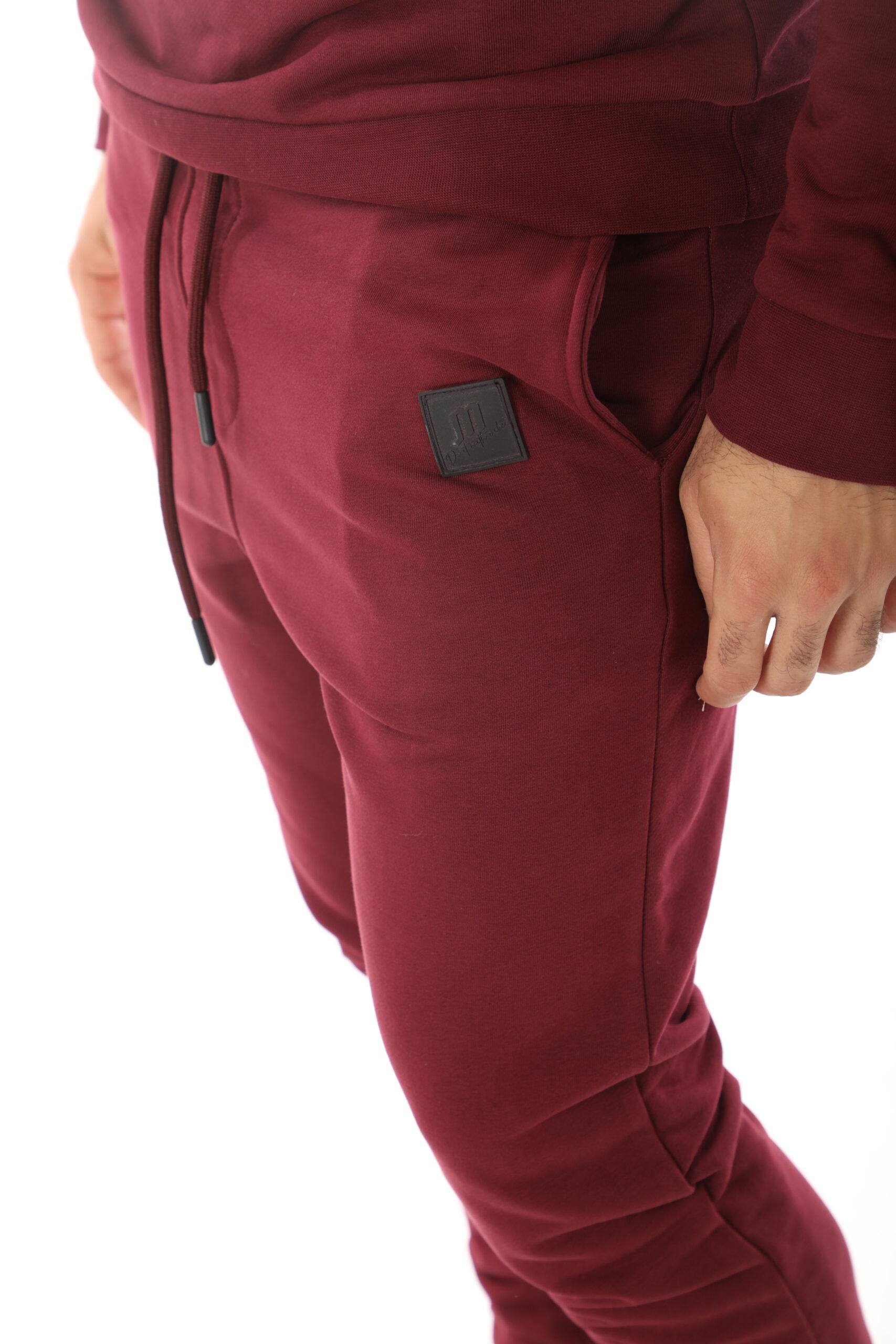 Survêtement Essential – Blanc & Bordeaux – Image 4